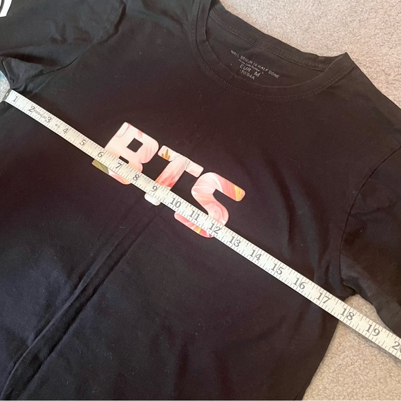 Women’s BTS Jungkook 97 Black Printed Short Sleeve T-Shirt - Picture 11 of 12